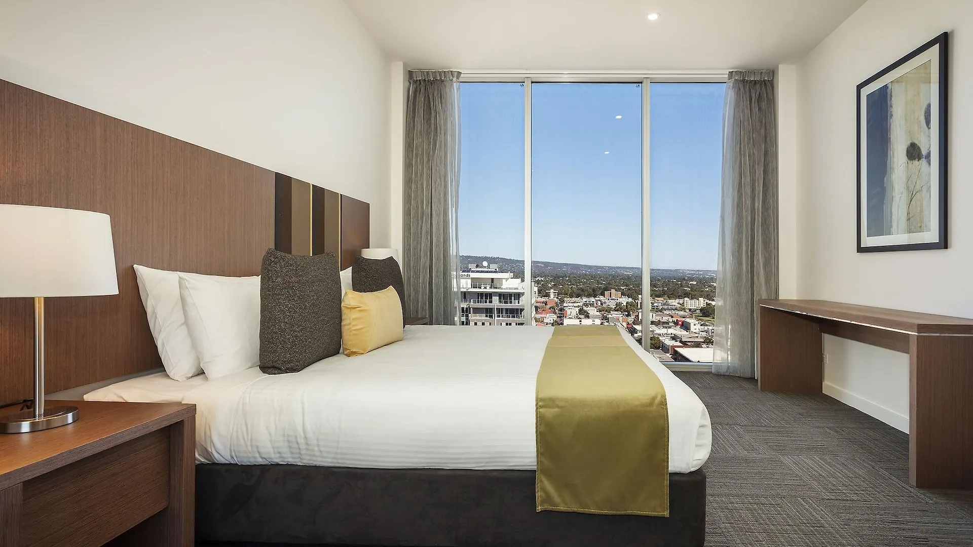Aparthotel Quest On Franklin Adelaide 4*,